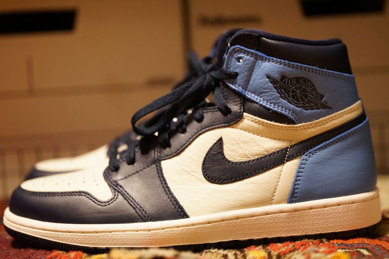 NIKE AIR JORDAN 1 RETRO HIGH OG OBSIDIAN : ああ、好きに走ればいい