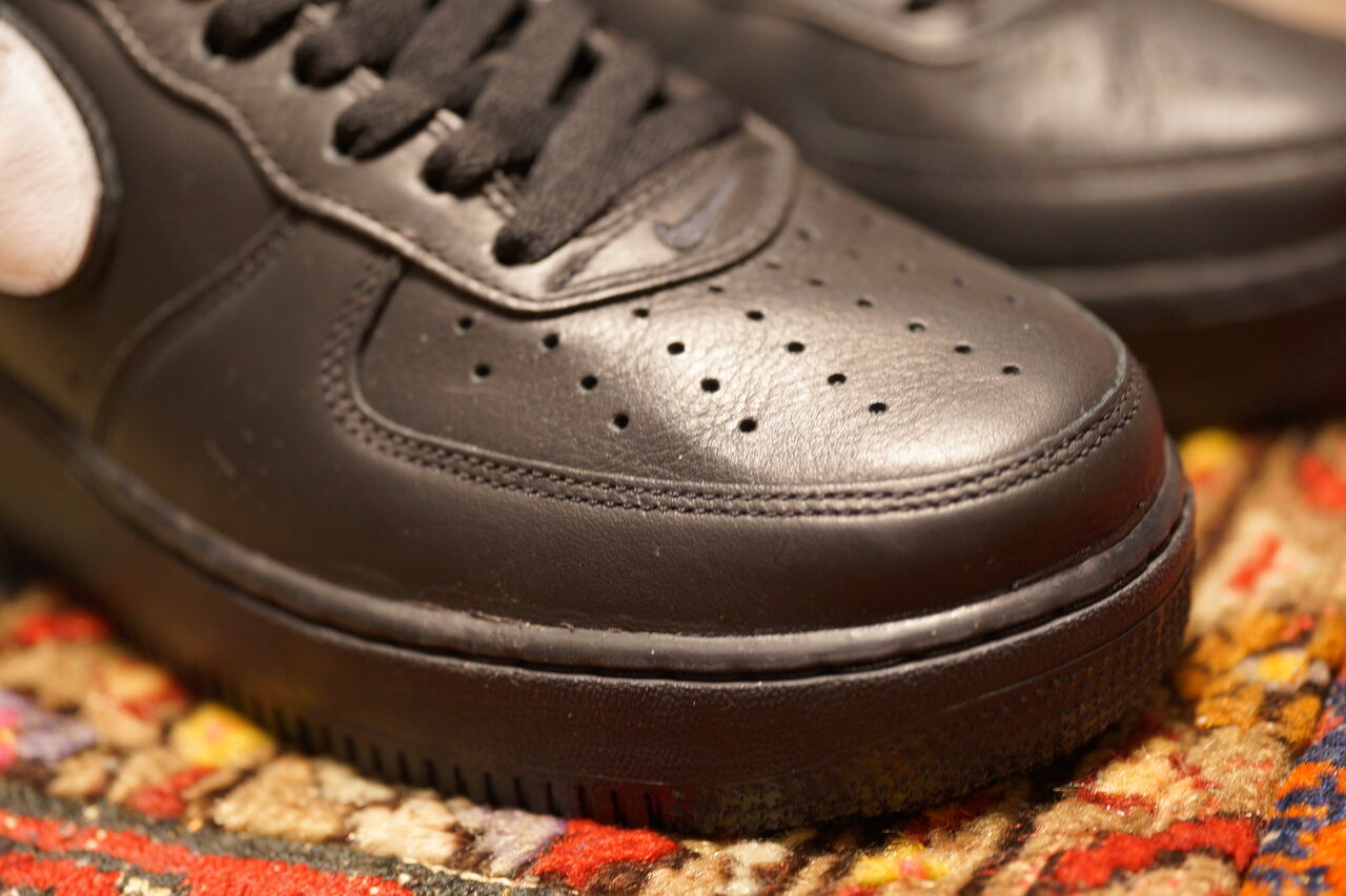 新品！NIKE AIR FORCE 1 LOW RETRO QS NIKE AIR FORCE 1 LOW RETRO QS BLACK 2024 : ああ、好きに走れ