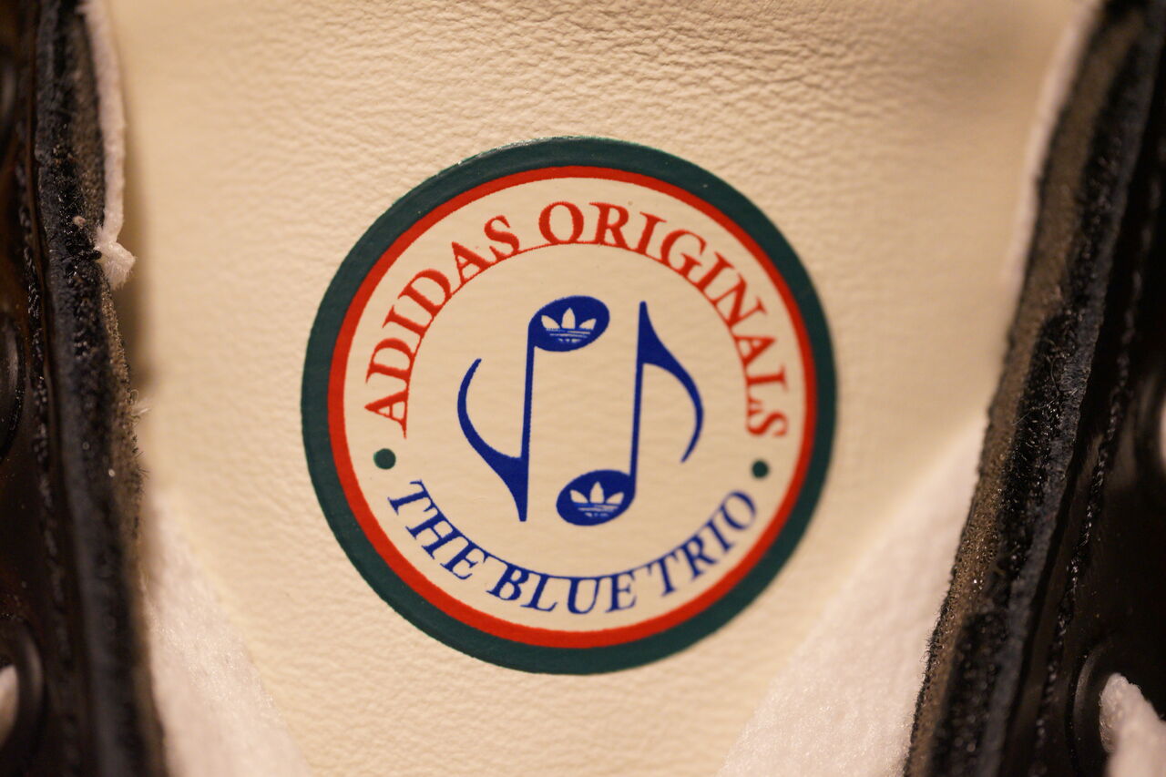 THE BLUE TRIO × ADIDAS ORIGINALS HANDBALL SPEZIAL JP5669 : ああ