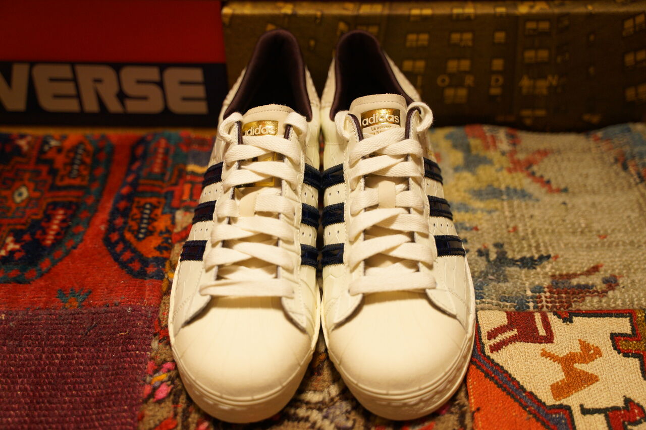 WALES BONNER × ADIDAS ORIGINALS SUPERSTAR : ああ、好きに走れ WALES BONNER × ADIDAS ORIGINALS SUPERSTAR : ああ、好きに走れ