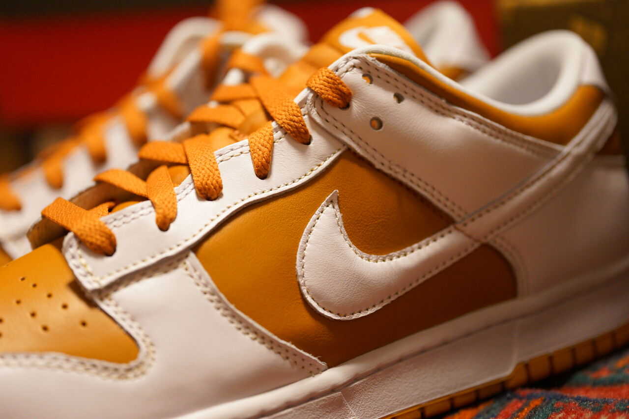 NIKE DUNK LOW QS REVERSE CURRY : ああ、好きに走ればいいじゃない