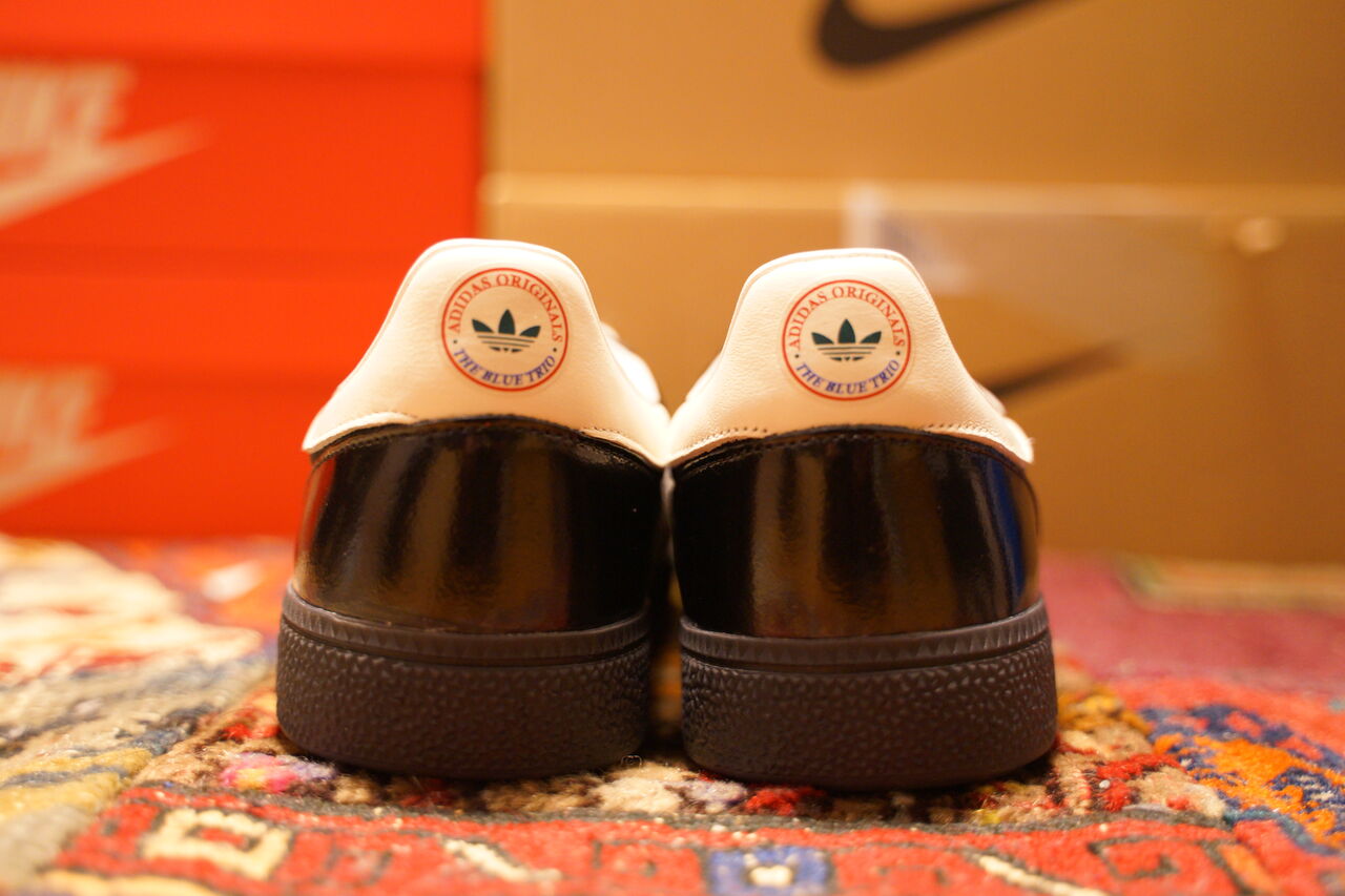 THE BLUE TRIO × ADIDAS ORIGINALS HANDBALL SPEZIAL JP5669 : ああ