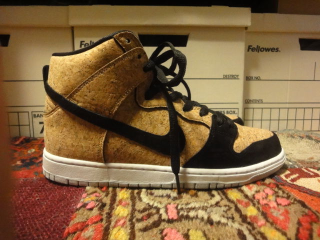 NIKE SB DUNK HIGH PREMIUM CORK : ああ、好きに走ればいいじゃない