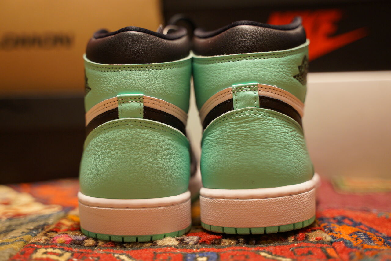 NIKE AIR JORDAN HI GREEN GLOW グリーングロー　28 Nike Air Jordan 1 High OG 