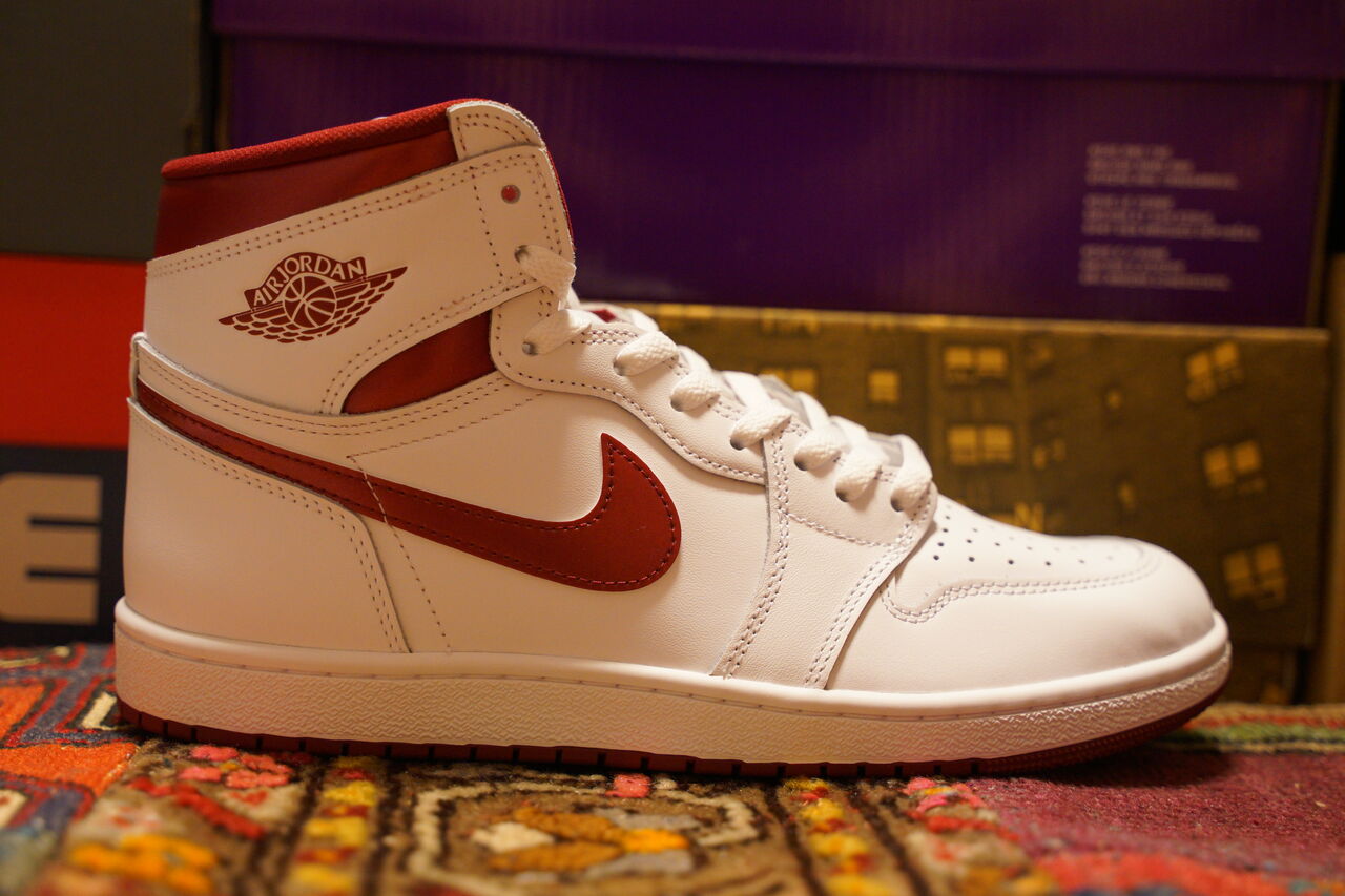 NIKE AIR JORDAN 1 HIGH 85 METALLIC BURGUNDY : ああ、好きに NIKE AIR JORDAN 1 HIGH 85 METALLIC BURGUNDY : ああ、好きに