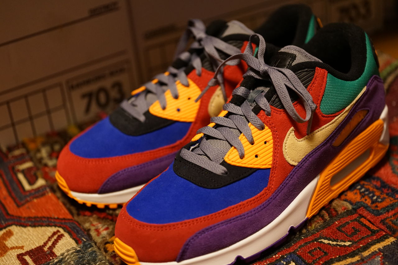 NIKE AIR MAX 90 QS VIOTEC : ああ、好きに走ればいいじゃない