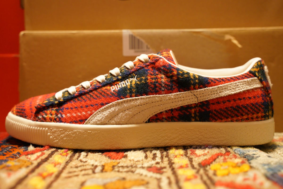 PUMA SUEDE VTG HARRIS TWEED RED 左サイド