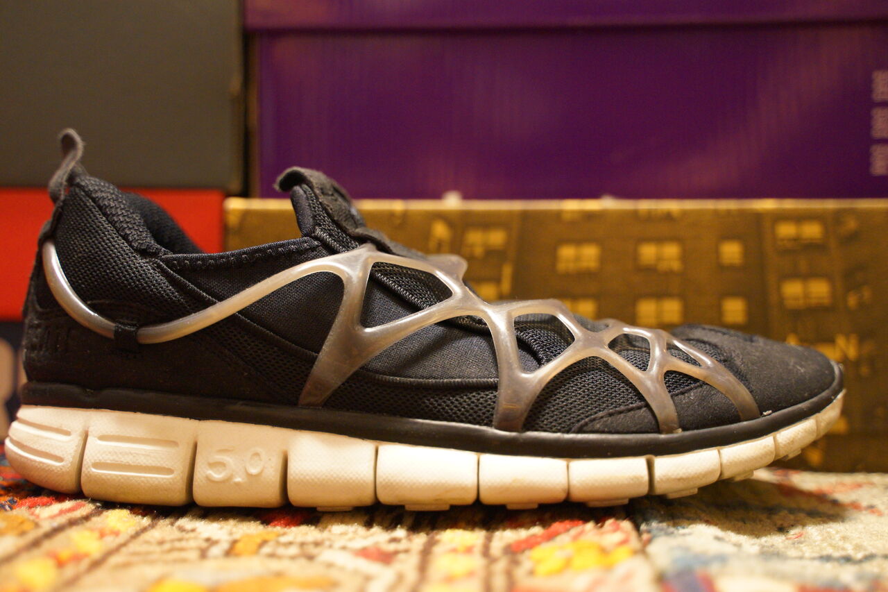 NIKE KUKINI FREE BLACK : ああ、好きに走ればいいじゃない