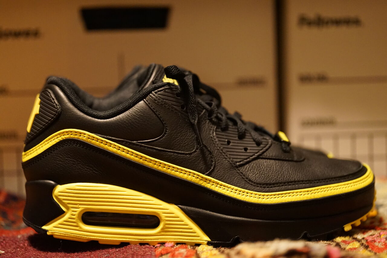 UNDEFEATED × NIKE AIR MAX 90 BLACK/YELLOW : ああ、好きに走ればいいじゃない