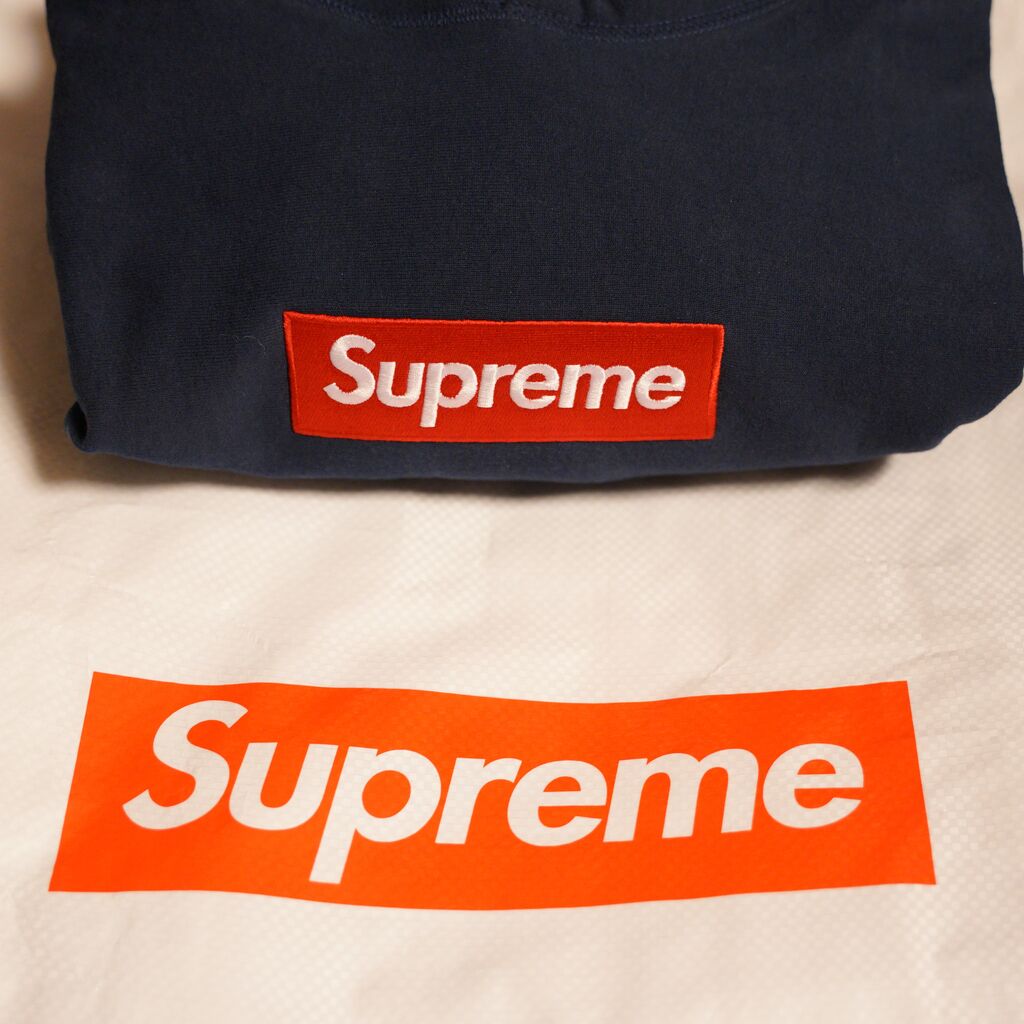 SUPREM 2024FW Week17 ボックスロゴフーディの抽選に参加して