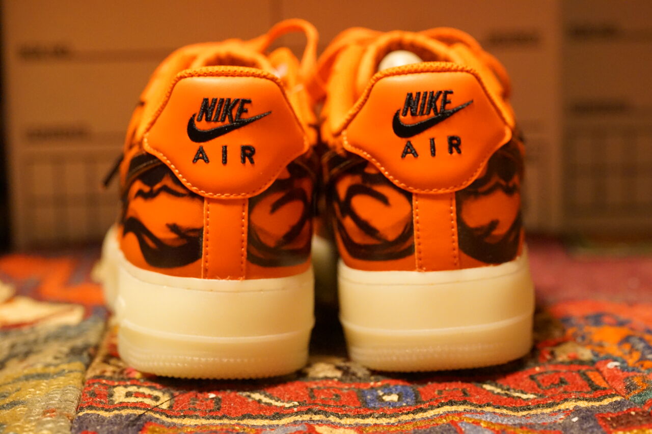 NIKE AIR FORCE 1 SKELTON ORANGE : ああ、好きに走ればいいじゃない
