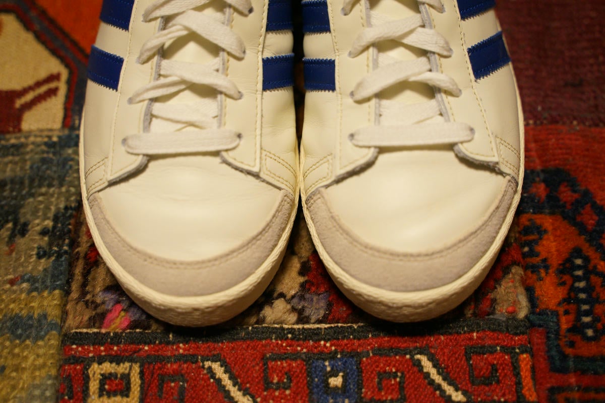 ADIDAS ORIGINALS JABBAR LOW 01 JI0150 つま先