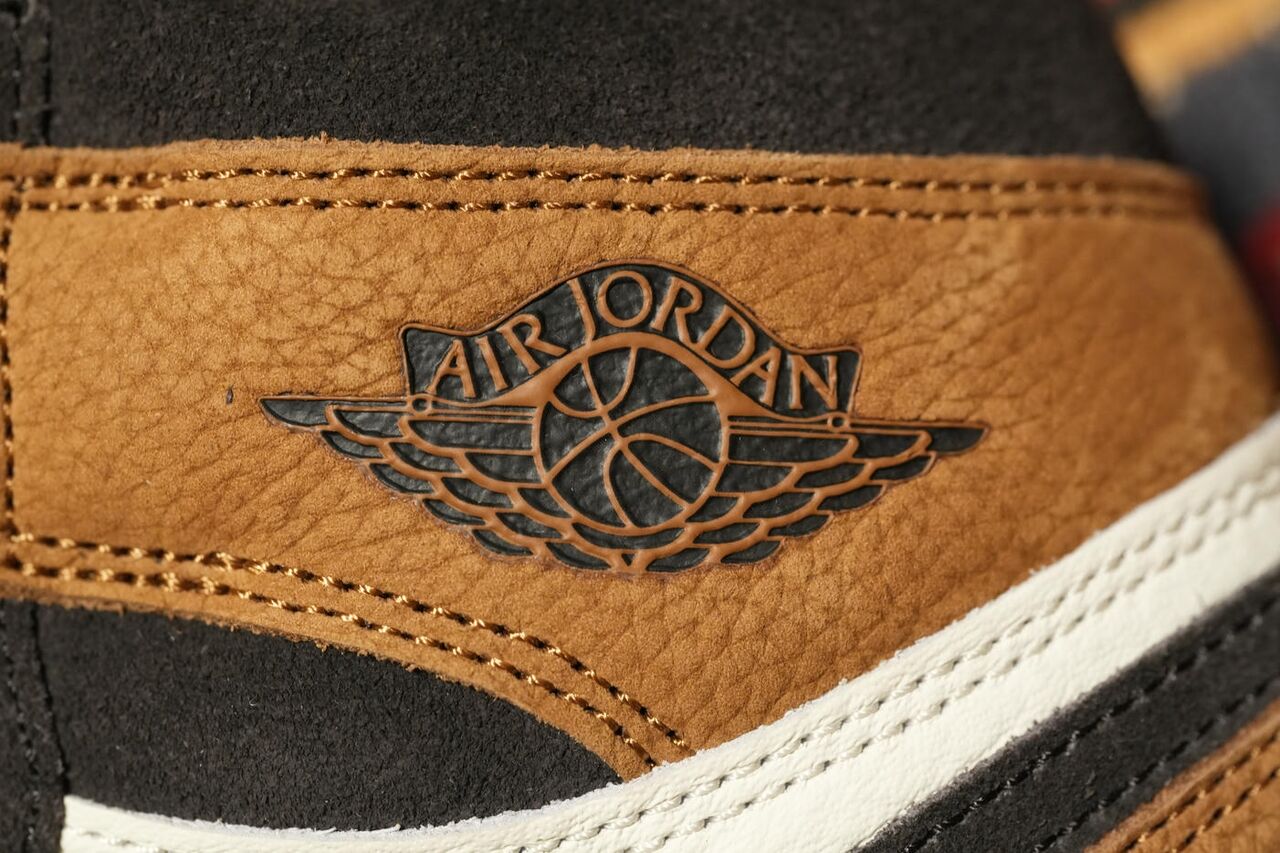 NIKE AIR JORDAN 1 HIGH OG LOVE LETTER ウイングロゴ