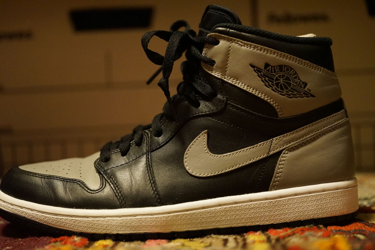 NIKE AIR JORDAN 1 RETRO HIGH OG SHADOW 2018 : ああ、好きに NIKE AIR JORDAN 1 RETRO HIGH OG SHADOW 2018 : ああ、好きに