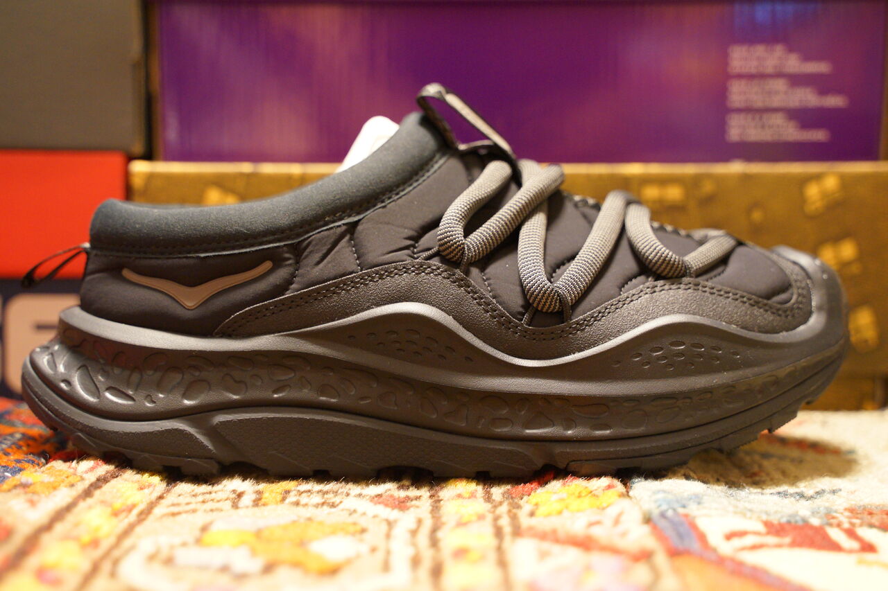 HOKA ORA PRIMO BLACK : ああ、好きに走ればいいじゃない HOKA ORA PRIMO BLACK : ああ、好きに走ればいいじゃない