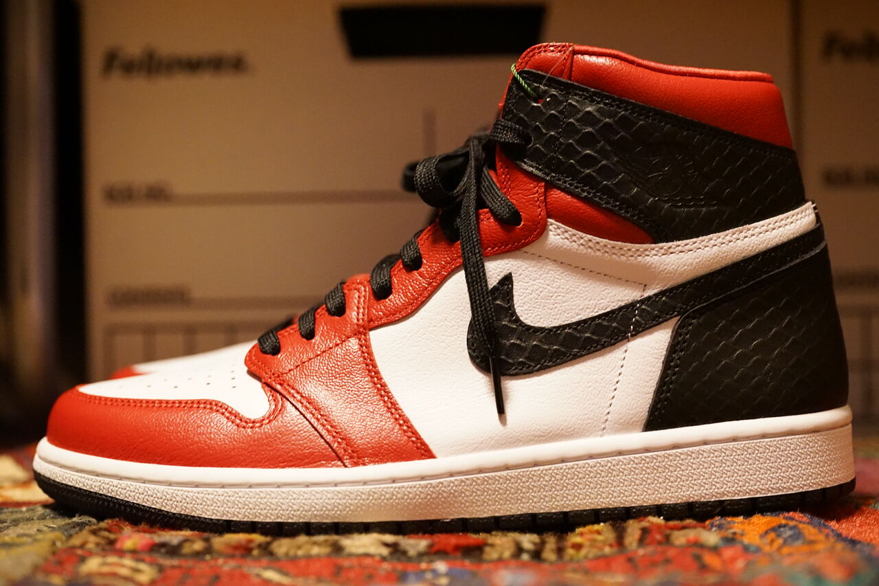 NIKE AIR JORDAN 1 RETORO HIGH SATIN SNAKE CHICAGO : ああ