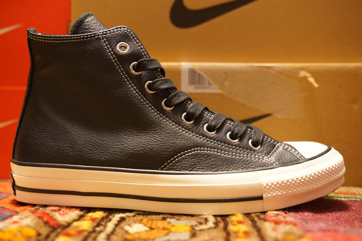 靴 CONVERSE ADDICT CHUCK TAYLOR LEATHER HI レビュー】コンバースアディクト チャックテイラー 17年ぶりに復活した