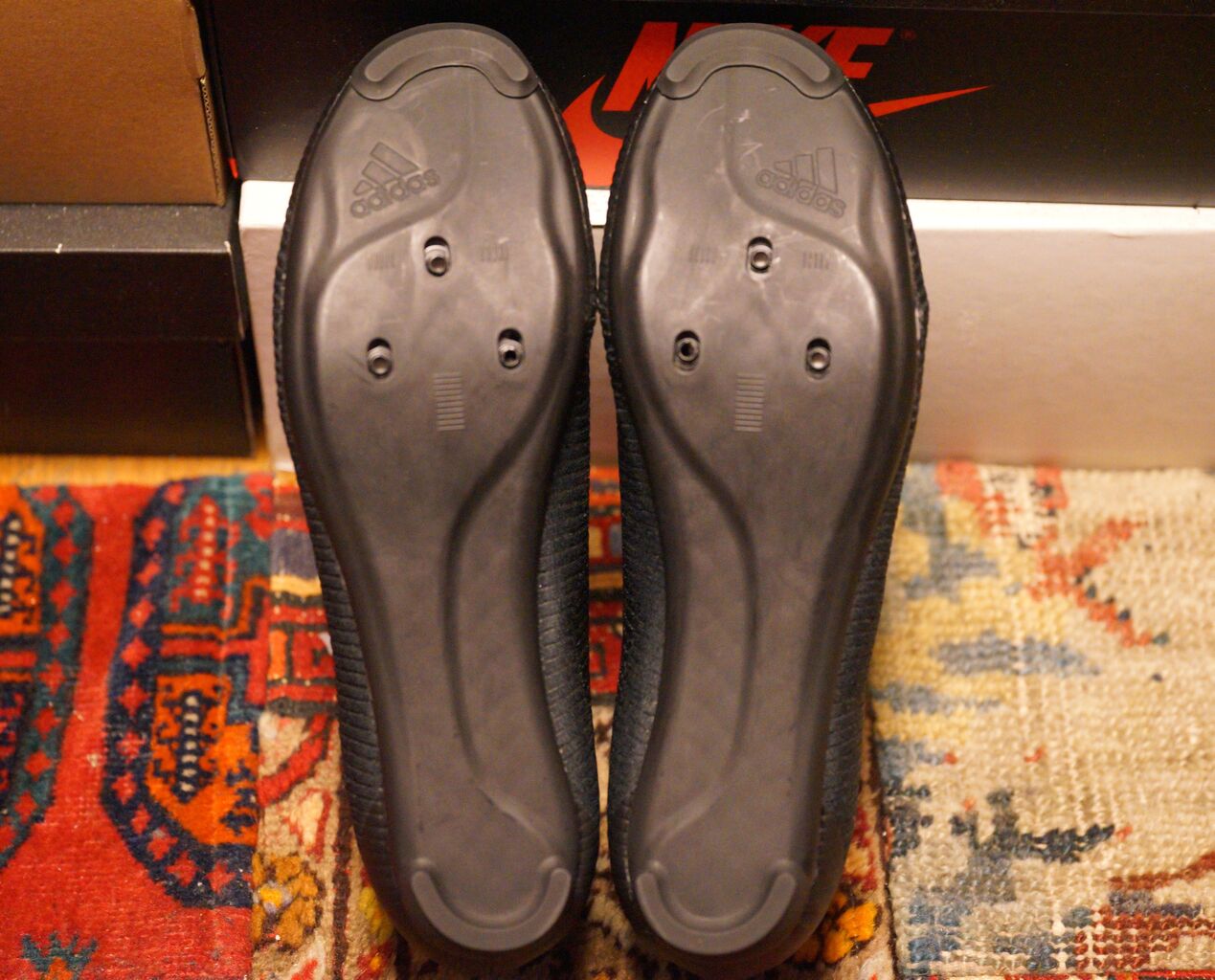 ADIDAS THE ROAD SHOE 2.0 : ああ、好きに走ればいいじゃない