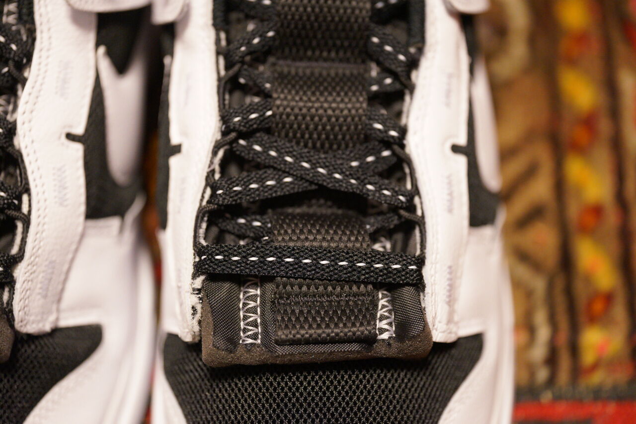 NIKE AIR DUNK LOW JUMBO REVERSE PANDA : ああ、好きに走ればいいじゃない