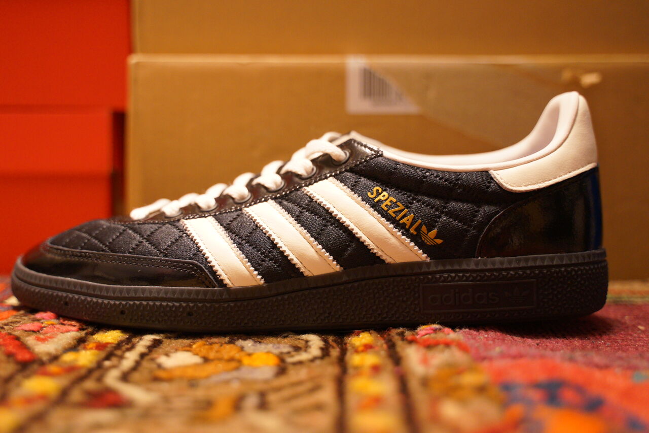 THE BLUE TRIO × ADIDAS ORIGINALS HANDBALL SPEZIAL JP5669