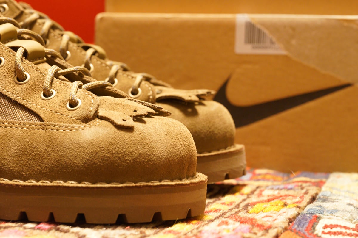 フォルスタンは革が薄いので履きこんでいくとものによっては先端が上に跳ねたりする