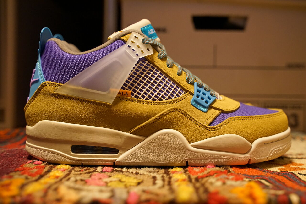 UNION × NIKE AIR JORDAN 4 DESERT MOSS : ああ、好きに走れば