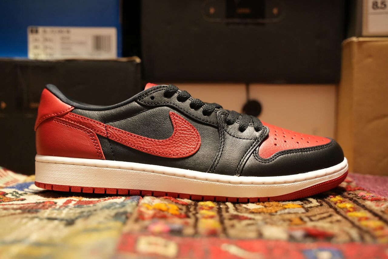 Nike Air Jordan 1 Retro Low OG Banned レア レビュー】ナイキ エアジョーダン1 ロー OG バーンドのレザーの質感や