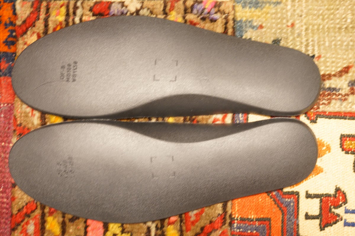 AJ1 HGH UNC インソール裏側