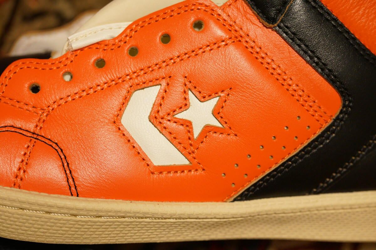 レビュー】オッシュマンズ 40周年 コンバースウエポン PSのレザーの