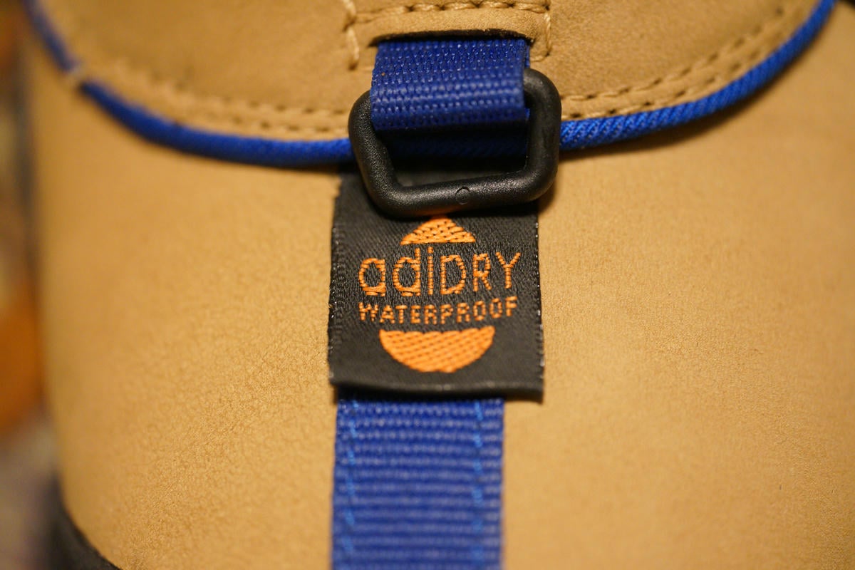 アディダス　ラッドランダー　26cm 新品【adidas】アディダスラッドランダー RADLANDER EQT26cm - メルカリ