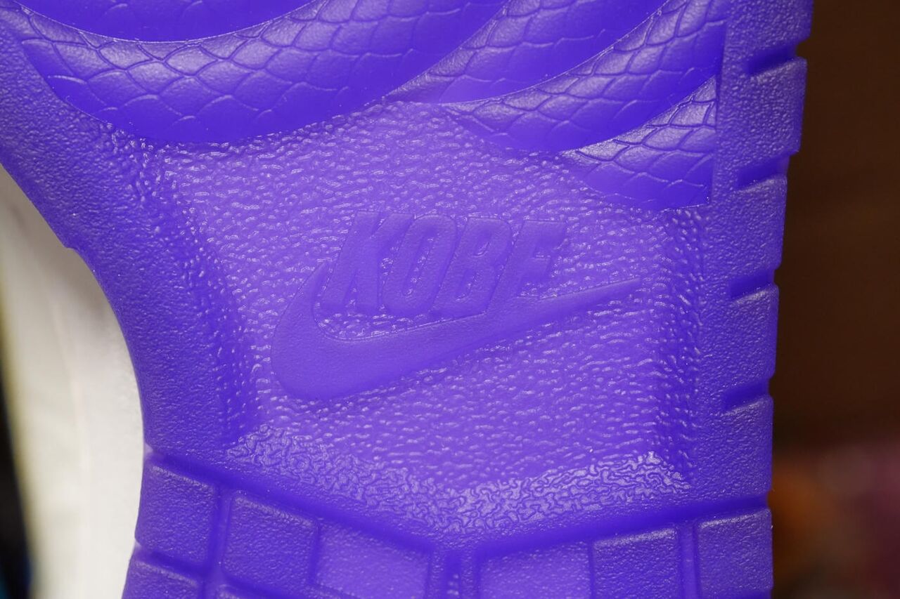 KOBE BRYANT×NIKE DUNK LOW PROTRO DRAFT DAY アウトソール 土踏まず