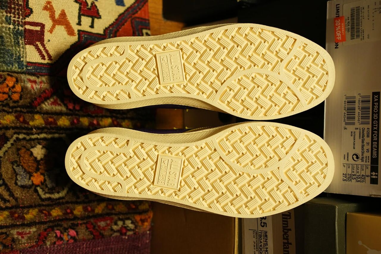 アウトソールはこれまでのプロレザーと変わらないトレッドパターン