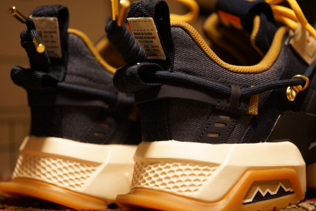 LI-NING TITAN for atmos NAVY 20SP-S : ああ、好きに走ればいいじゃない