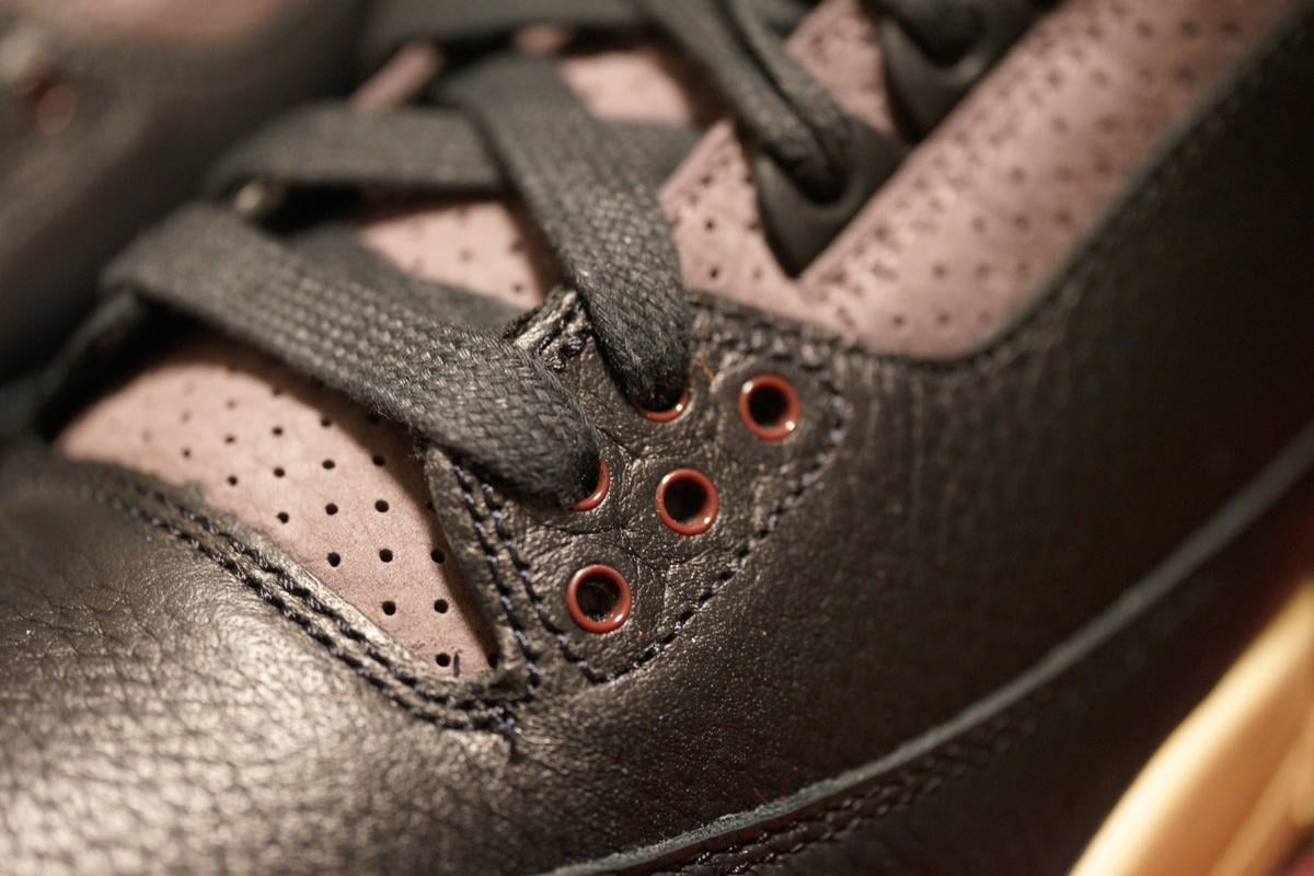 シューレースを通す穴が5つあるけど、下の3つを使う事ってあるのだろうか？