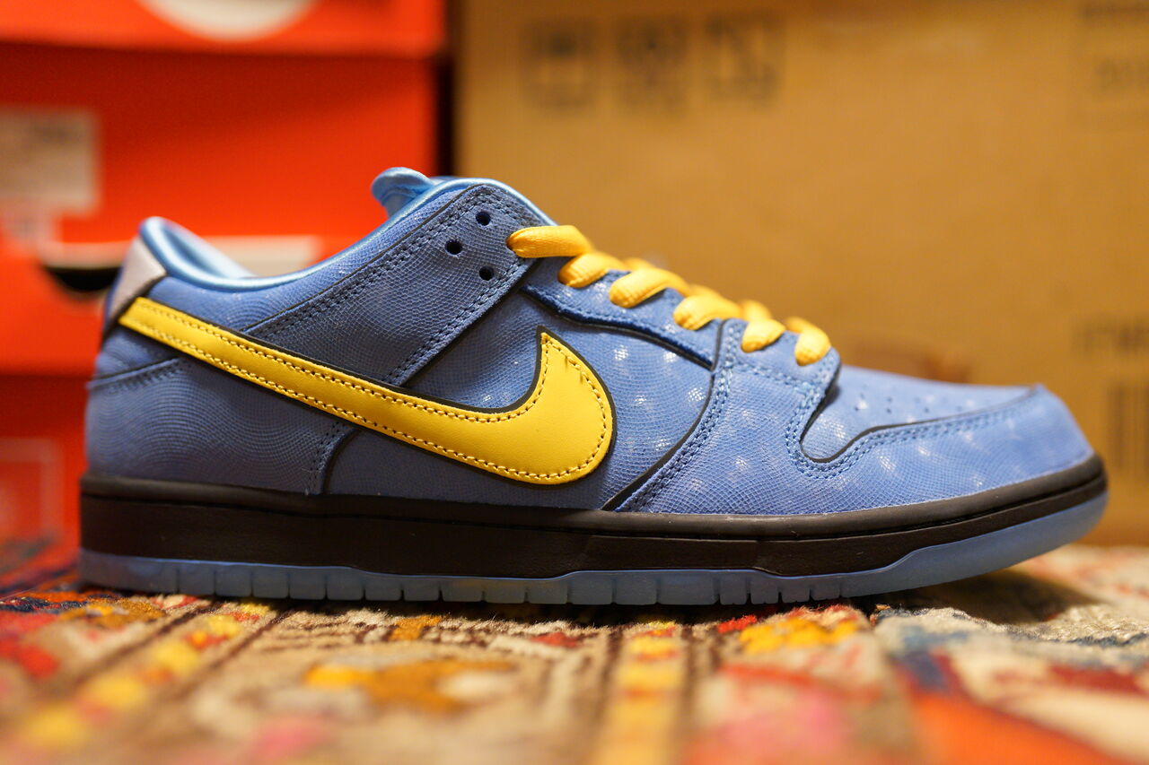 NIKE SB DUNK LOW PRO QS THE POWERPUFF GIRLS BUBLLES : ああ NIKE SB DUNK LOW PRO QS THE POWERPUFF GIRLS BUBLLES : ああ