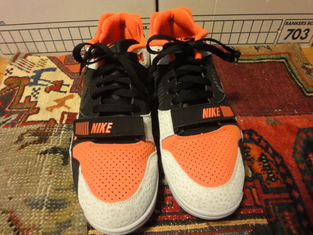nike air trainer 2