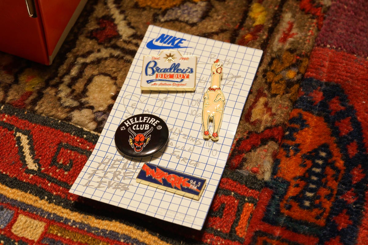 ピンズは作中に出てきたモチーフが4種類