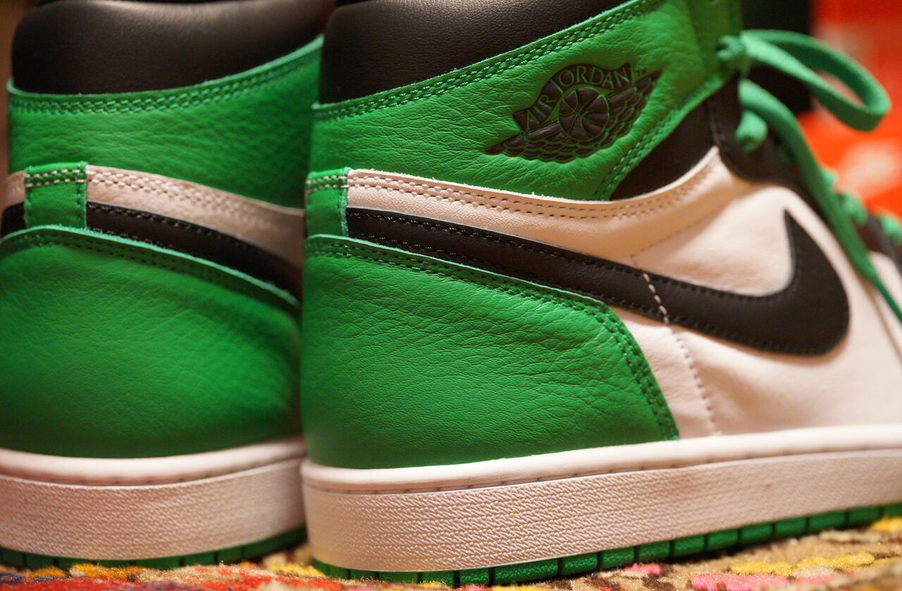 NIKE AIR JORDAN 1 HIGH OG LUCKY GRENN : ああ、好きに走れば
