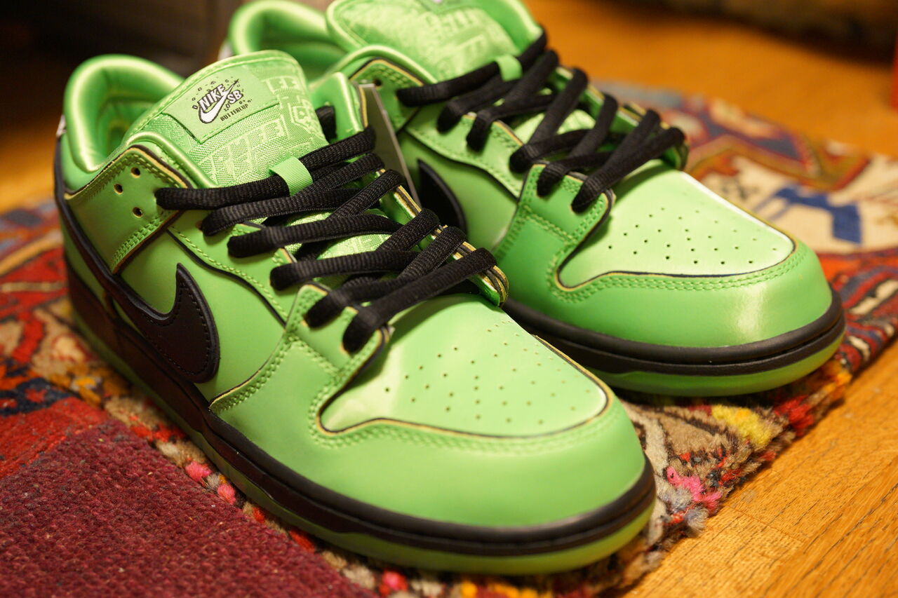 NIKE SB DUNK LOW PRO QS THE POWERPUFF GIRLS BUTTERCUP : ああ NIKE SB DUNK LOW PRO QS THE POWERPUFF GIRLS BUTTERCUP : ああ