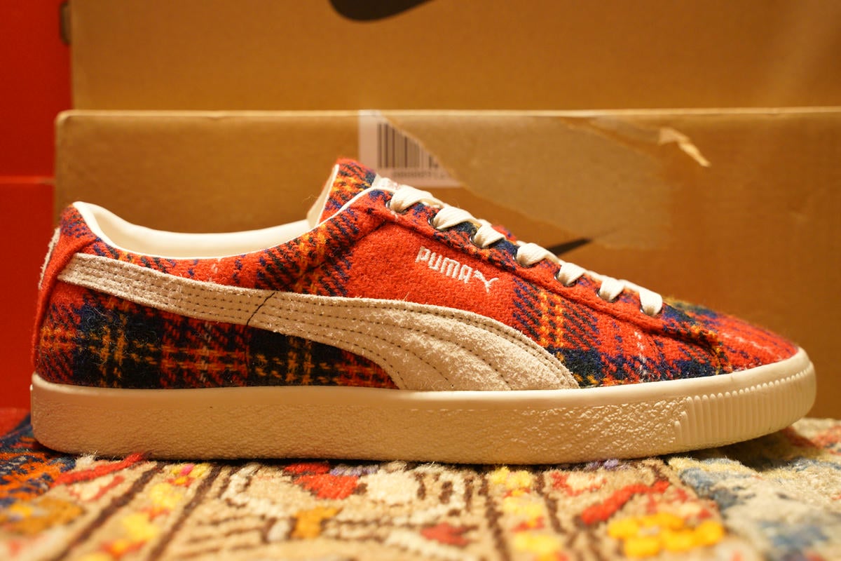 PUMA SUEDE VTG HARRIS TWEED RED 右サイド