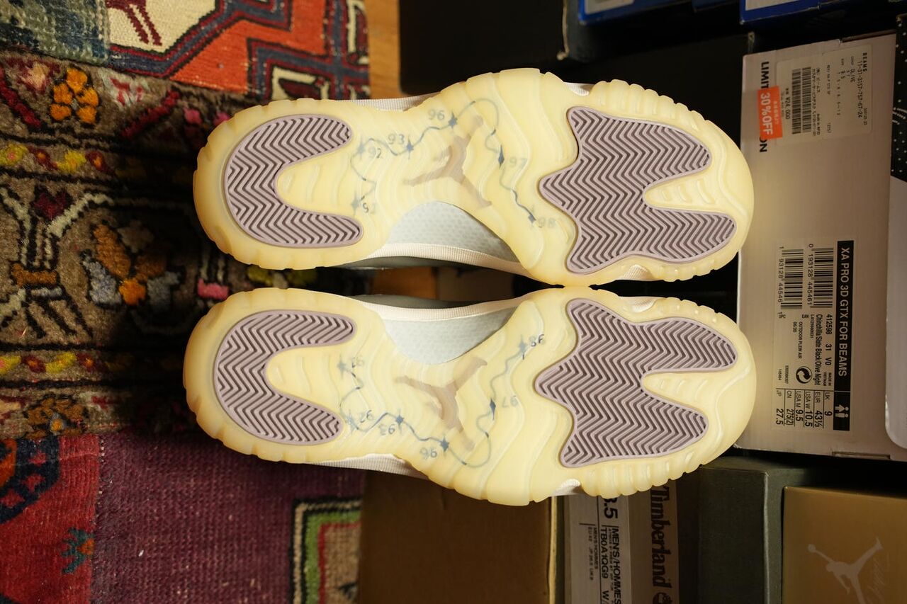 AIR JORDAN11 RETRO SUKAJAN アウトソール