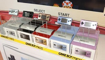 ゲームボーイミクロ(税抜11,429円)「アドバンスのソフトが出来ます」←こいつが売れなかった理由
