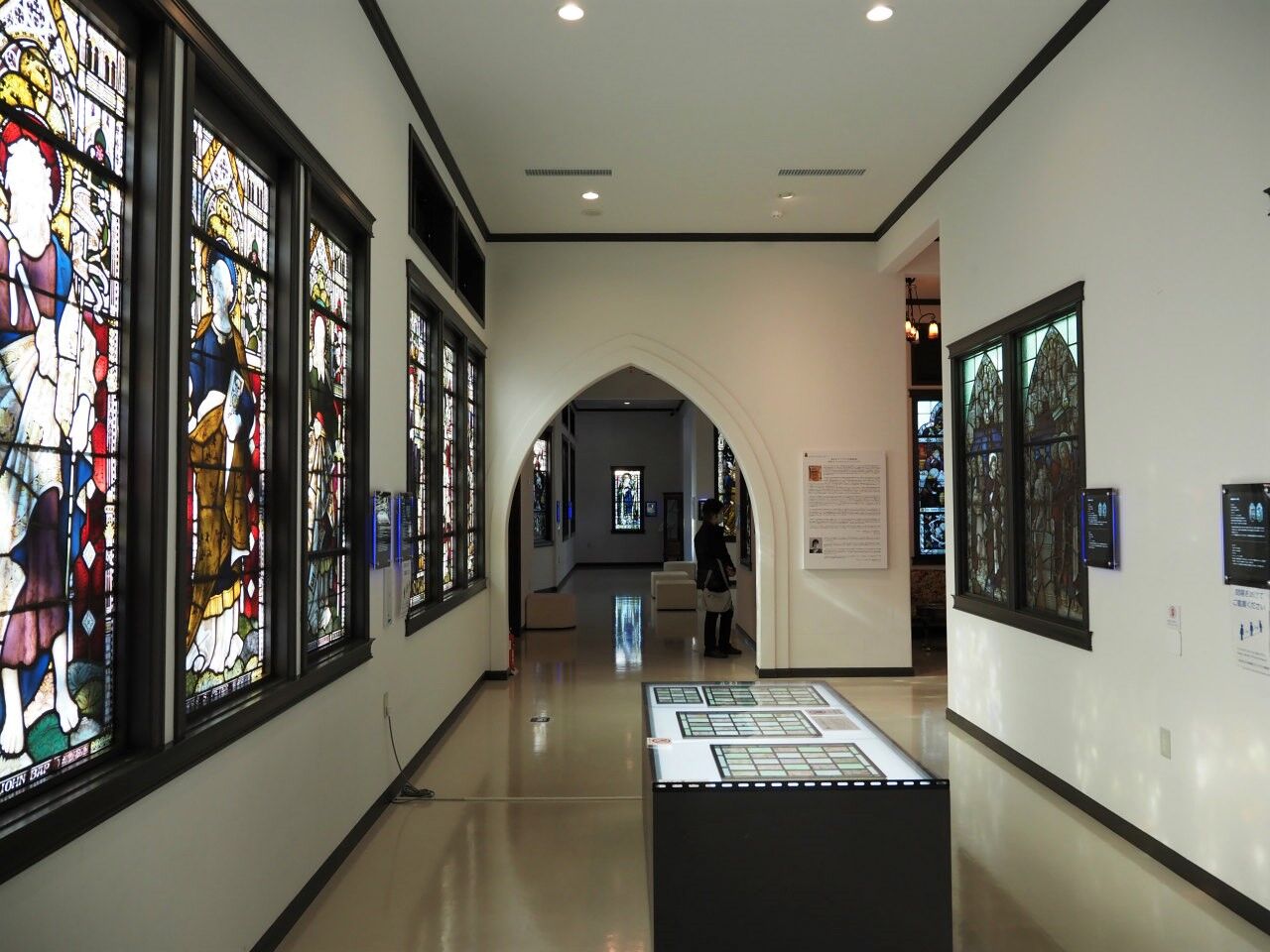 遠州３山 １社めぐり 掛川城 ステンドグラス美術館 驚きの展示品が山ほど 丹沢ｚ３の気まぐれブログ