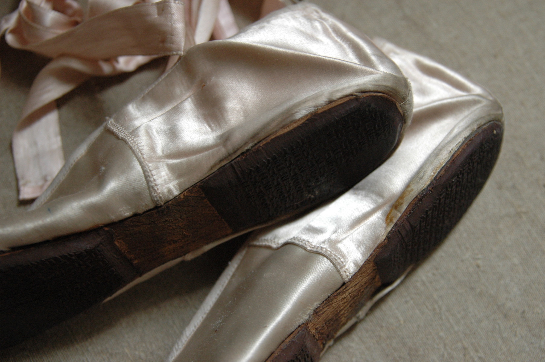 フランスアンティーク ピンクバレエ トウシューズ : フランス