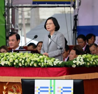 https___imgix-proxy.n8s.jp_DSXMZO3631125010102018FF1001-KB2-2