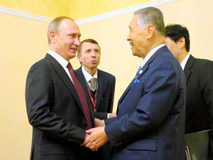 AS20170710000520_commL