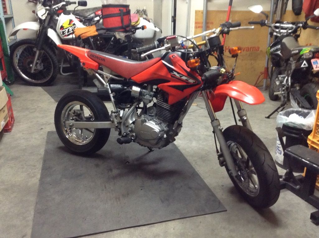 XR50モタード改223 製作途中 : ☆abelabo☆セロー系ワイドステップ