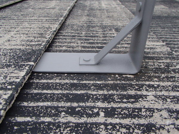 雪止め　錆び止め