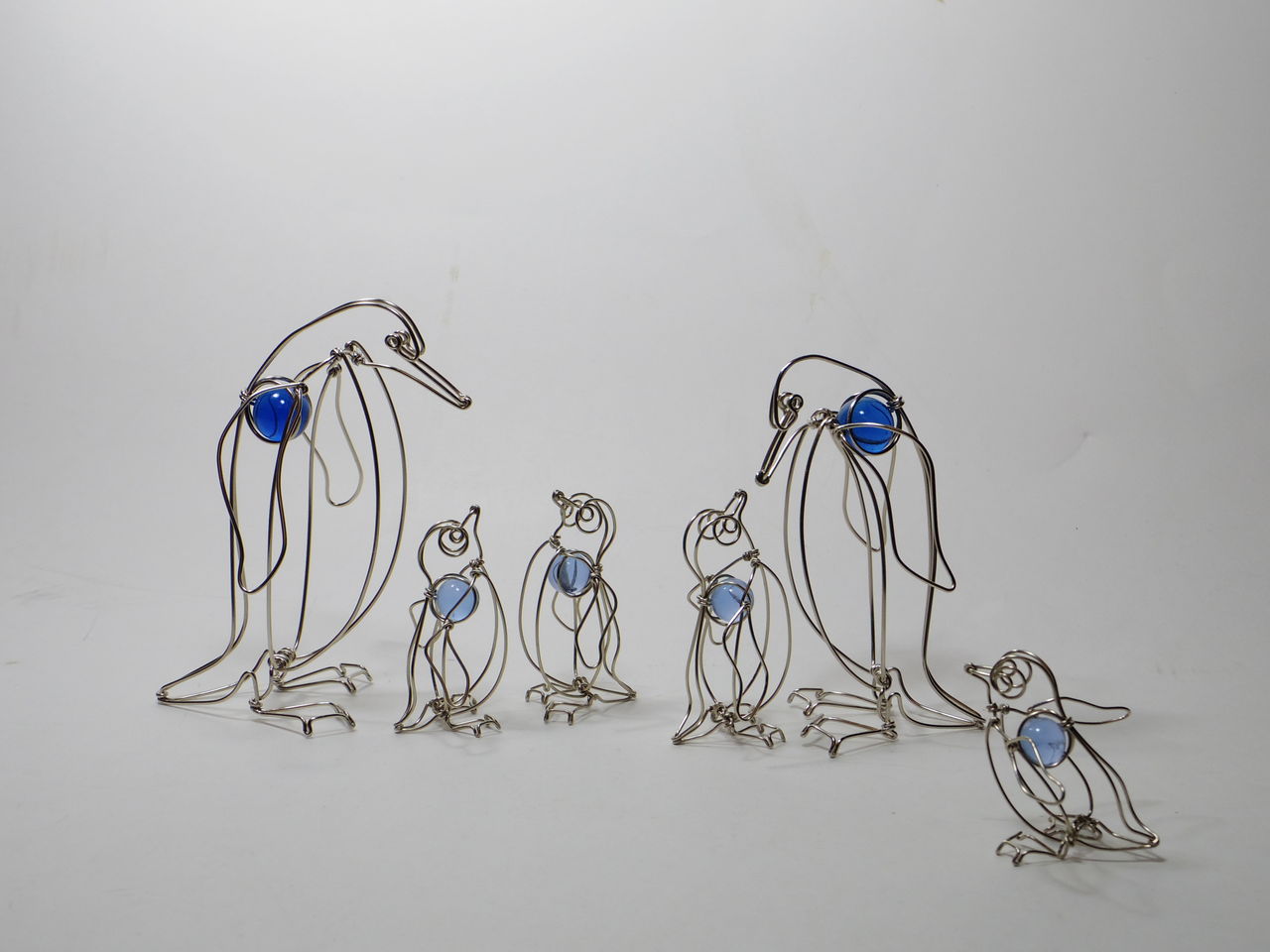 針金細工 鳥 ペンギンの親を作って親子のペンギンにしました。 : 針金 