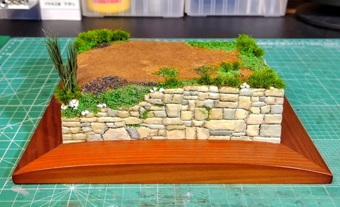 ジオラマベース3 土入れと植栽 : 模型部屋でコツコツ